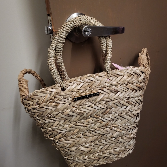 Poppies & Peonies Soleil Beach Mini Straw Bag - Picture 2 of 3